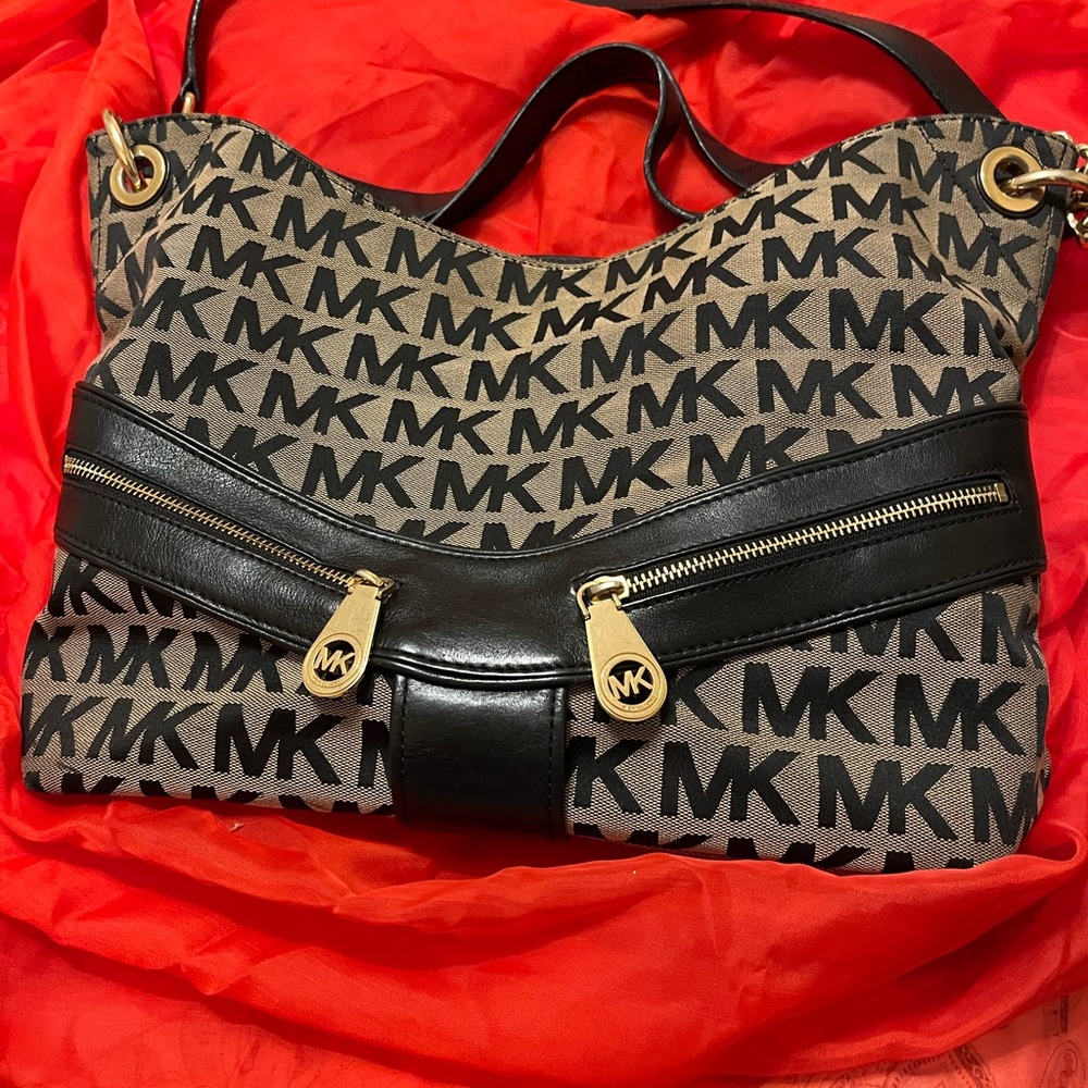 Michael Kors Black and Tan Women's Bag